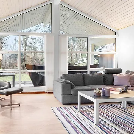 3 Bedroom Stunning In Nykobing Sj * Nakke