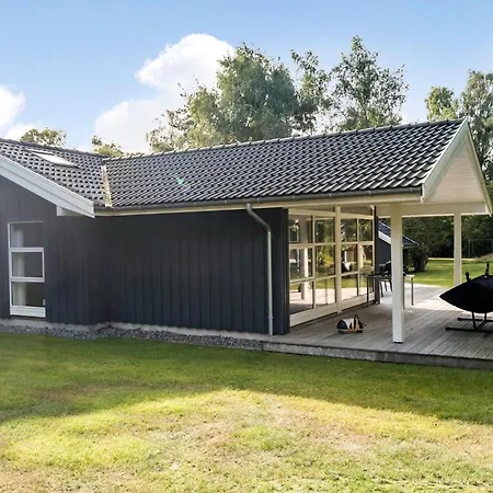 Holiday home 3 Bedroom Stunning In Nykobing Sj Nakke